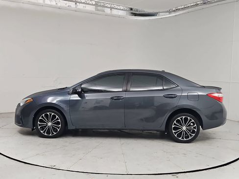Used 2016 Toyota Corolla S Premium FWD image 3
