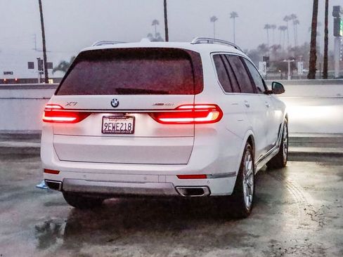 Used 2023 BMW X7 xDrive40i image 9