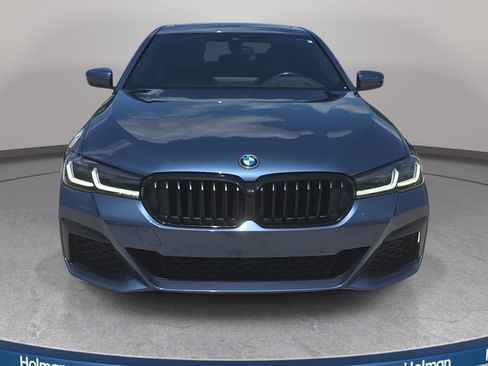 Used 2023 BMW 530i w/ M Sport Package RWD image 2