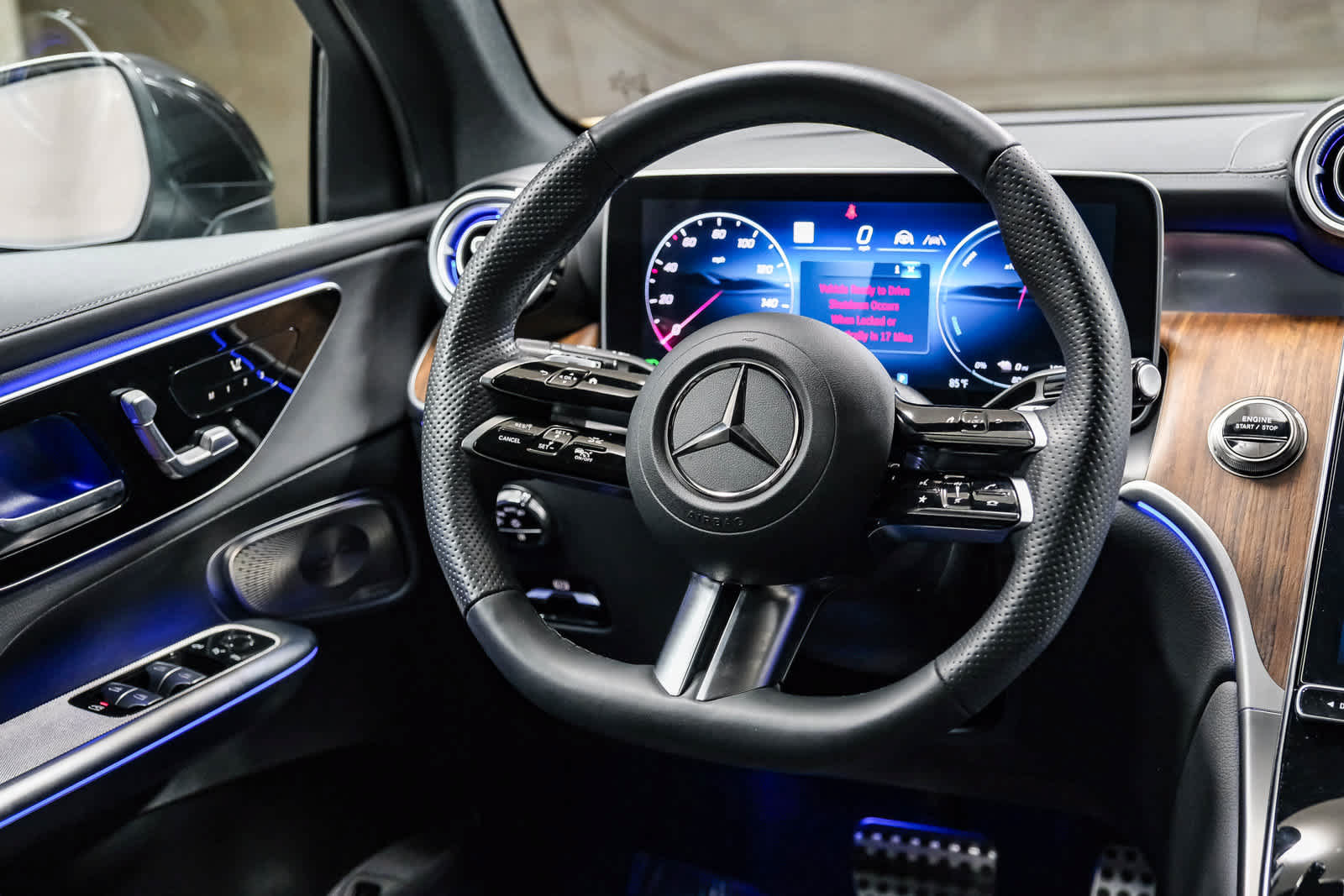 Certified 2025 Mercedes-Benz GLC 350e 4MATIC image 19