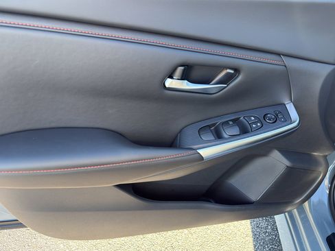 New 2025 Nissan Sentra SR image 13