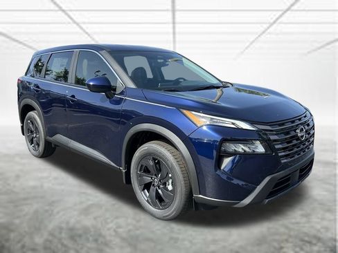 New 2026 Nissan Rogue SV FWD image 3