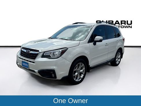 Used 2018 Subaru Forester 2.5i Touring AWD/4WD image 3