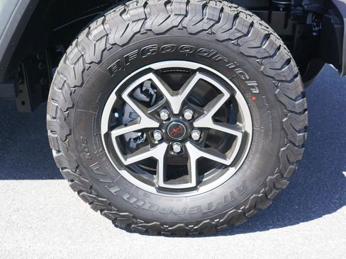 New 2025 Jeep Wrangler Unlimited Rubicon image 38