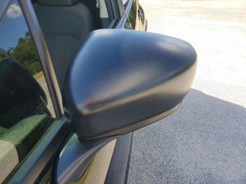 Used 2024 Subaru Crosstrek 2.0i image 21