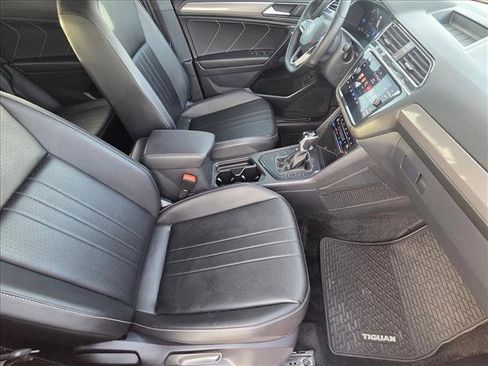 Certified 2024 Volkswagen Tiguan SE R-Line image 20