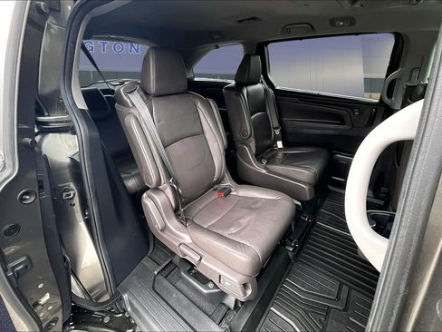 Used 2019 Honda Odyssey Touring image 25