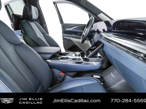 Certified 2026 Cadillac Escalade IQ Sport 2 AWD/4WD image 23