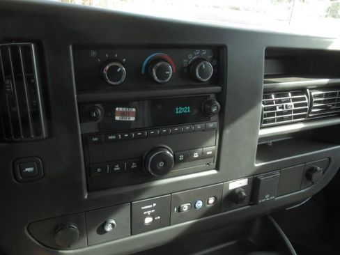 New 2025 Chevrolet Express 3500 w/ Power Convenience Package image 15