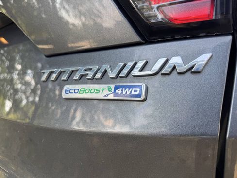 Used 2017 Ford Escape Titanium AWD/4WD image 10