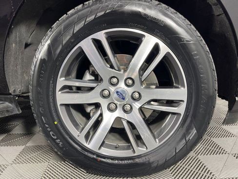 Used 2024 Ford Expedition Max Limited image 11