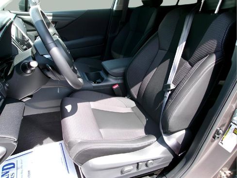 Used 2024 Subaru Outback Premium image 13