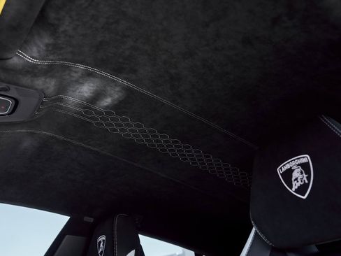 Used 2024 Lamborghini Urus Performante image 60