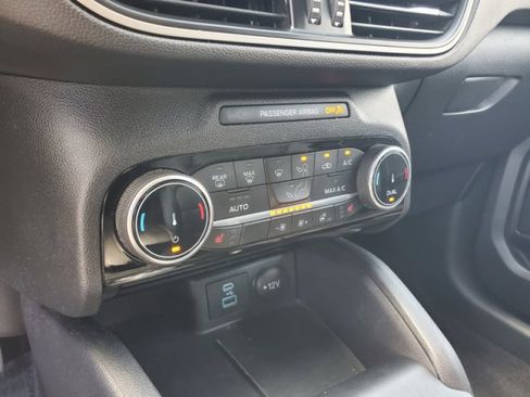 Certified 2022 Ford Escape SEL FWD image 24