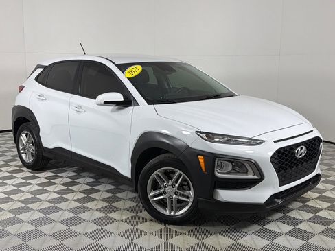 Used 2021 Hyundai Kona SE image 2
