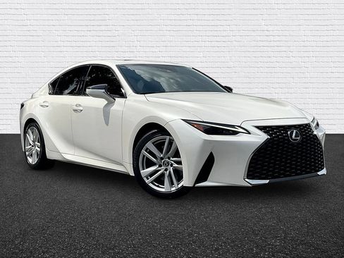Used 2024 Lexus IS 300 w/ Comfort Package RWD image 3