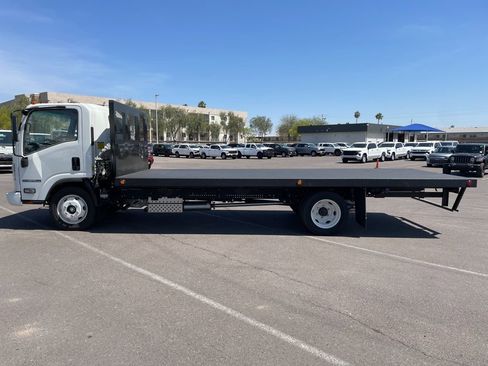 New 2024 Isuzu NPR image 8