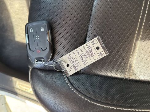 Used 2020 GMC Acadia Denali w/ Denali Ultimate Package image 14