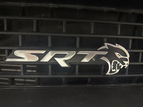 Used 2019 Dodge Challenger SRT Hellcat Redeye image 11