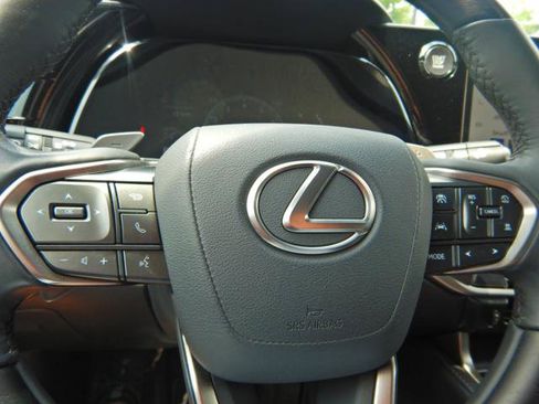 Used 2023 Lexus RX 350 Premium w/ Accessory Package AWD/4WD image 17