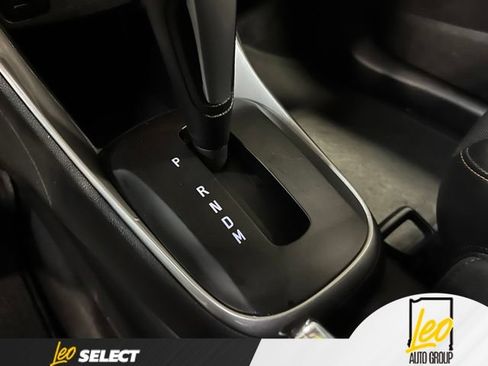 Used 2018 Chevrolet Trax LT w/ LT Convenience Package AWD/4WD image 12