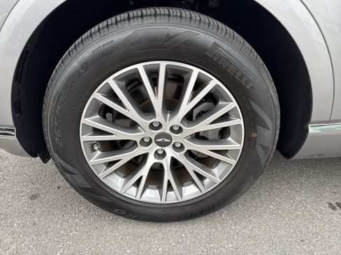 Used 2024 Genesis GV80 3.5T AWD/4WD image 11