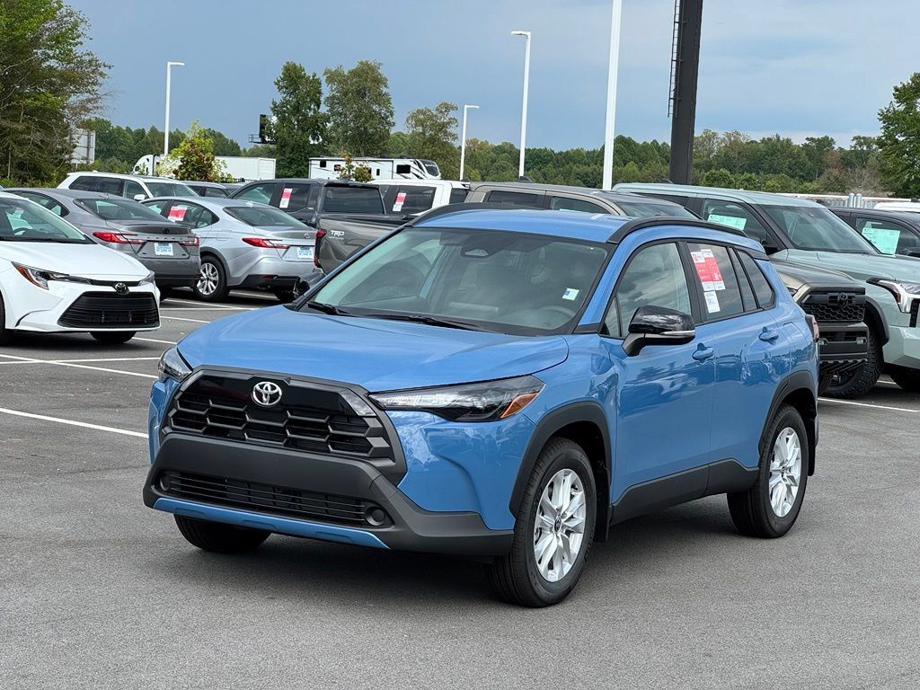 New 2026 Toyota Corolla Cross LE FWD image 2