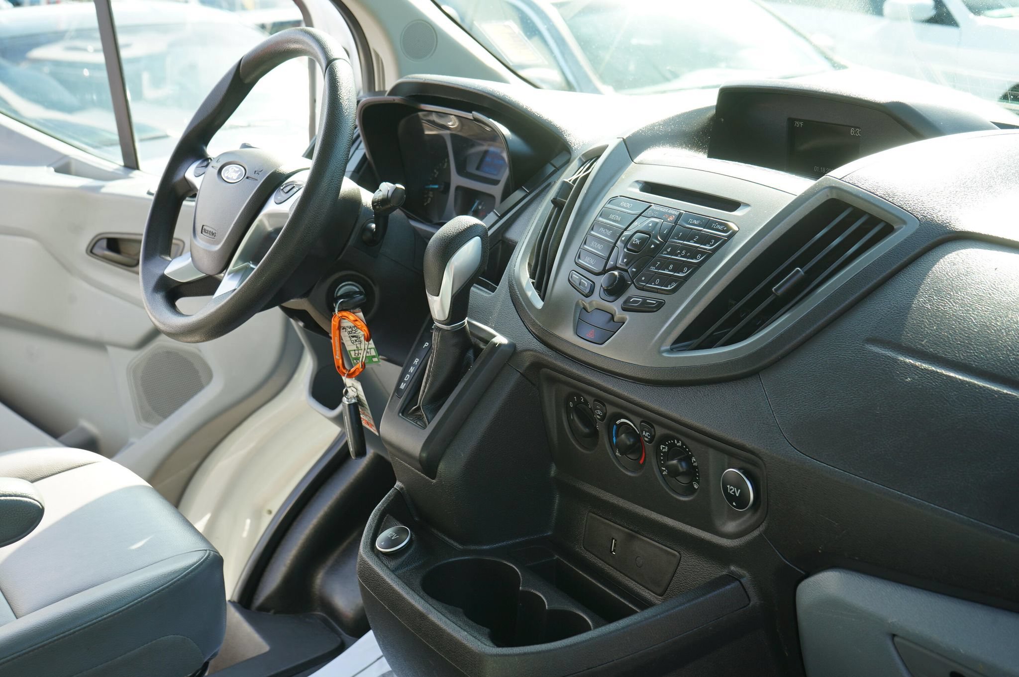 Used 2019 Ford Transit 350 156 DRW RWD image 14