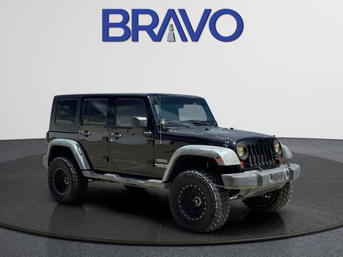 Used 2010 Jeep Wrangler Unlimited Sport w/ PWR Convenience Group image 3