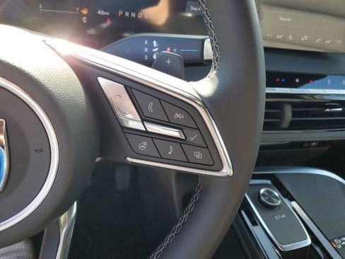 New 2026 Buick Enclave Sport Touring w/ Power Package FWD image 28