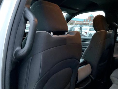 Used 2022 RAM 1500 Lone Star image 12