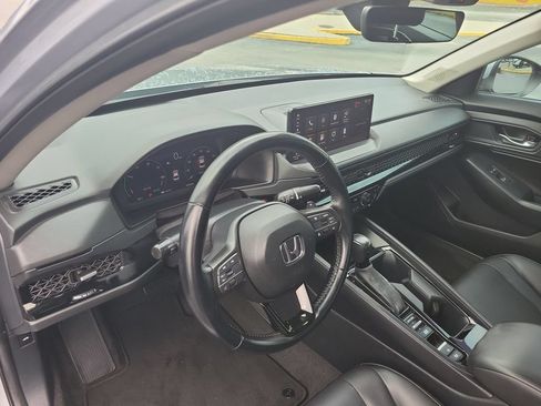 Used 2023 Honda Accord EX-L image 18