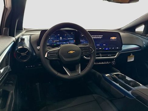 New 2026 Chevrolet Equinox EV LT image 23