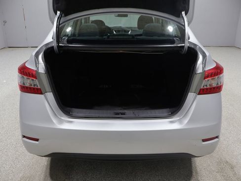 Used 2013 Nissan Sentra SV FWD image 19