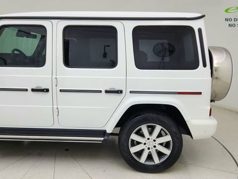 Used 2024 Mercedes-Benz G 550 image 10