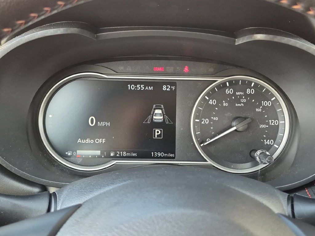 Certified 2025 Nissan Versa SR w/ Trunk Package FWD image 20