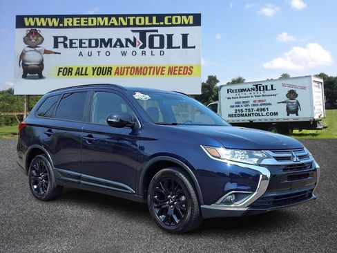 Used 2018 Mitsubishi Outlander LE AWD/4WD image 1