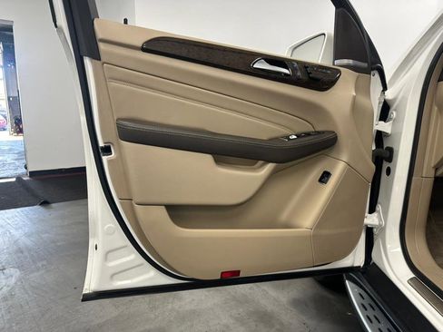 Used 2015 Mercedes-Benz ML 350 4MATIC image 27