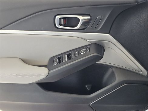 New 2025 Acura Integra image 23