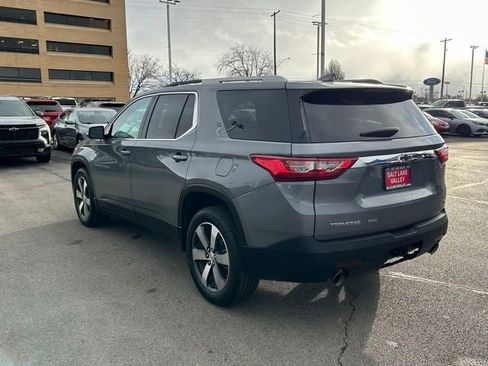 Used 2018 Chevrolet Traverse LT image 10