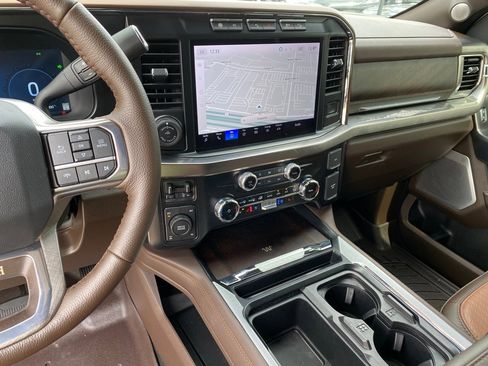 Used 2024 Ford F250 King Ranch w/ Chrome Package image 27