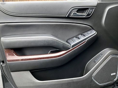 Used 2019 GMC Yukon SLT image 27