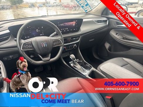 Used 2024 Buick Encore GX Sport Touring image 11