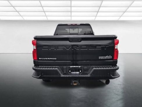 Used 2023 Chevrolet Silverado 3500 High Country image 6