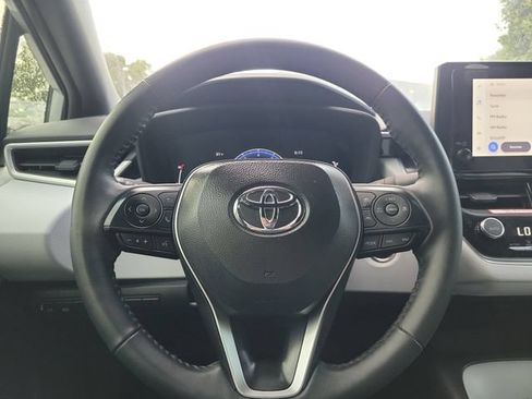 Used 2026 Toyota Corolla SE FWD image 14