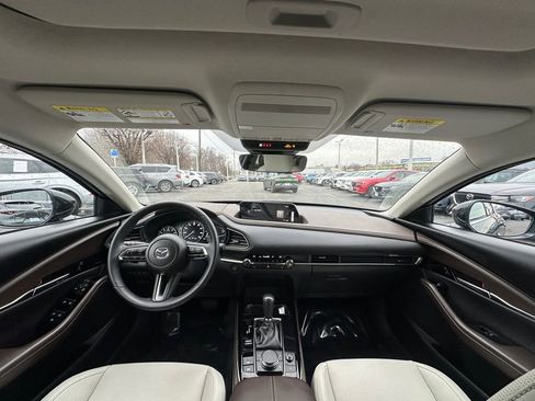 Used 2025 MAZDA CX-30 AWD 2.5 S w/ Premium Package image 18