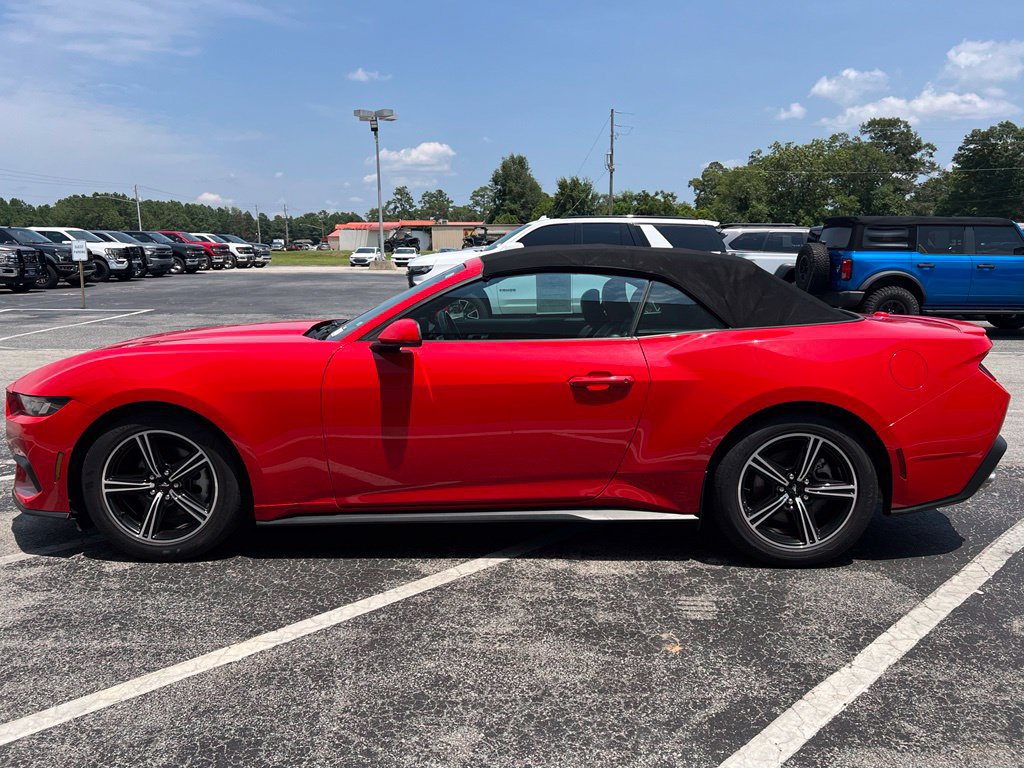 Used 2024 Ford Mustang Premium RWD image 9