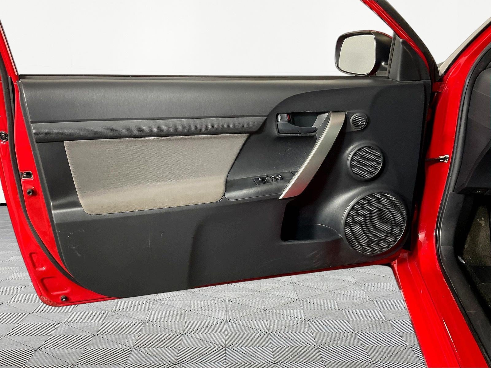 Used 2015 Scion tC FWD image 18