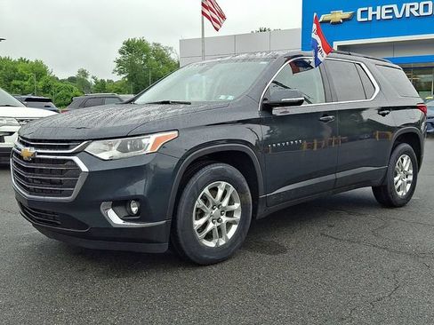 Certified 2020 Chevrolet Traverse LT w/ Driver Confidence II Package AWD/4WD image 3