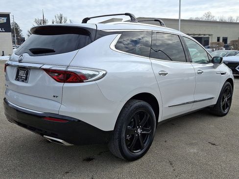 Certified 2024 Buick Enclave Essence w/ Experience Buick Package image 25